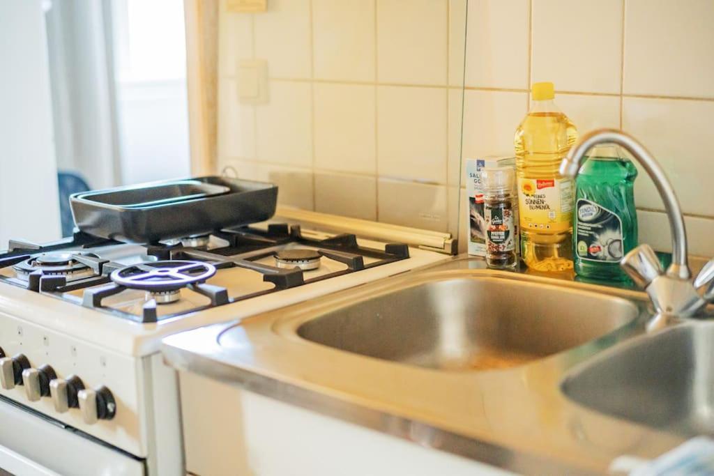 Zentrale Wohnung Fuer Entdecker Viena Exterior foto